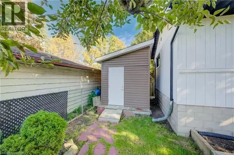 88 Woodhaven Road Kitchener ON N2C 1V1