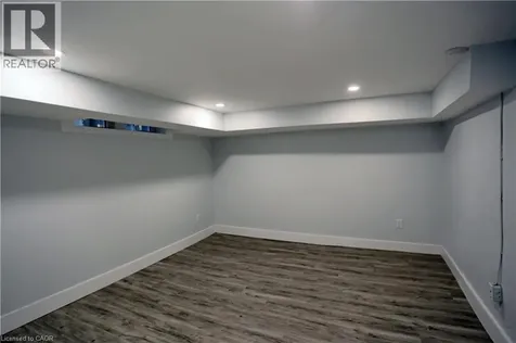 5 Betzner Avenue North Kitchener ON N2H 3B6