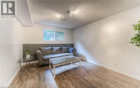 483 Kingscourt Drive Waterloo ON N2K 2X9