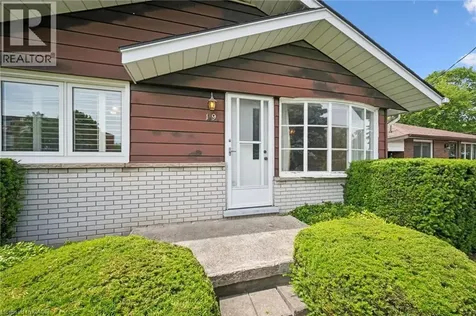 19 Weichel Street Kitchener ON N2M 2A5