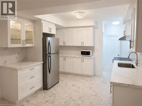 128 Oxford Street Kitchener ON N2H 4R9