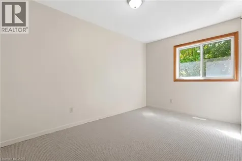 15 Green Valley Drive Kitchener ON N2P 1K7