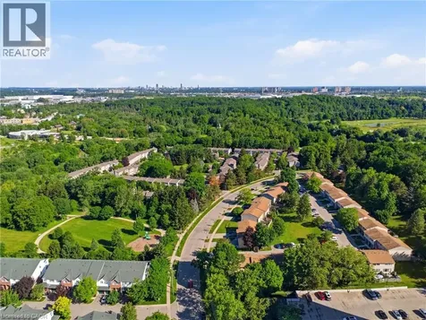 15 Green Valley Drive Kitchener ON N2P 1K7