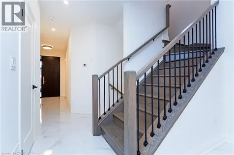 29 Dana Drive Hamilton ON L9A 3H7