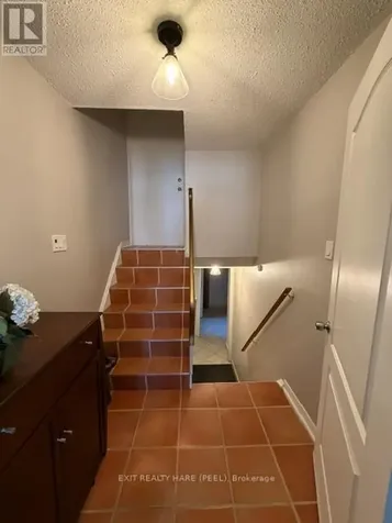 91 Burbank Crescent Orangeville ON L9W 3E6