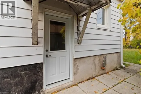 1097 Enola Avenue Mississauga ON L5G 4B1