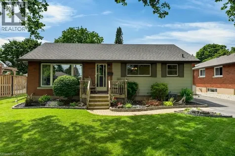 15 Roxanne Drive St. Catharines ON L2M 3G8