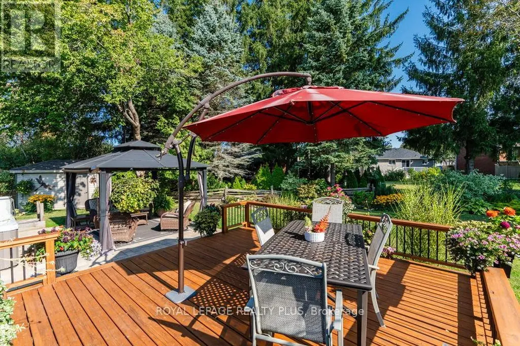 99 Peel Street Penetanguishene ON L9M 1C3