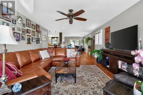 99 Peel Street Penetanguishene ON L9M 1C3