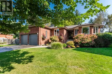 99 Peel Street Penetanguishene ON L9M 1C3