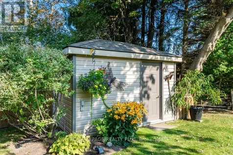 99 Peel Street Penetanguishene ON L9M 1C3