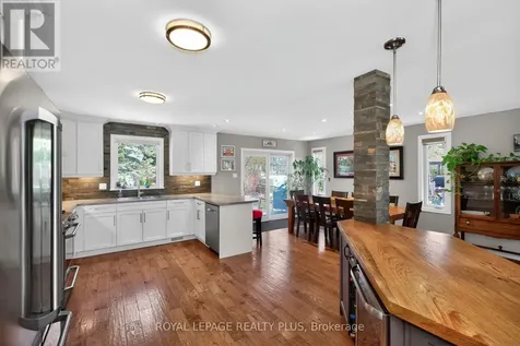 99 Peel Street Penetanguishene ON L9M 1C3
