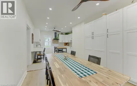 17 Amelia Street Paris ON N3L 1Z4
