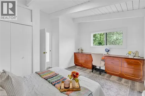 72 Massey Avenue Kitchener ON N2C 1M3