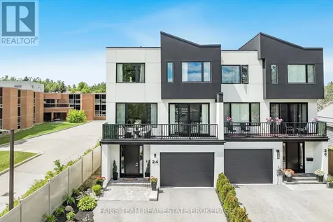 24 Grace Avenue Orillia ON L3V 2K2