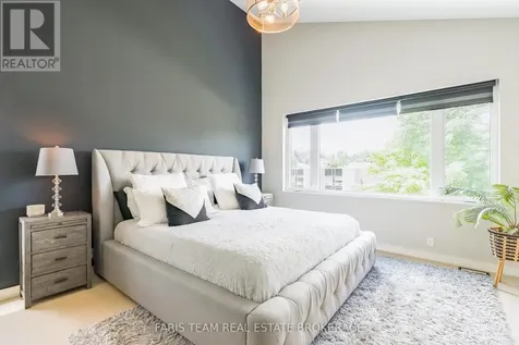 24 Grace Avenue Orillia ON L3V 2K2