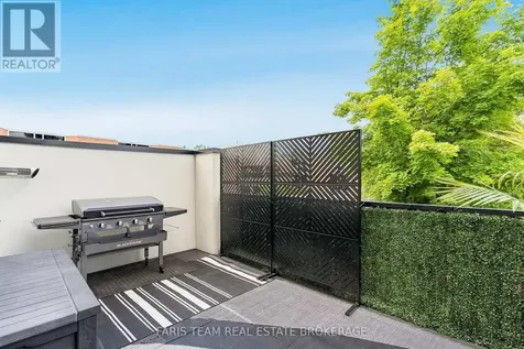 24 Grace Avenue Orillia ON L3V 2K2