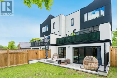 24 Grace Avenue Orillia ON L3V 2K2