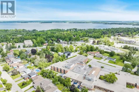 24 Grace Avenue Orillia ON L3V 2K2