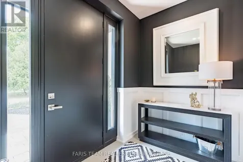 24 Grace Avenue Orillia ON L3V 2K2