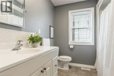 120 Charles Street East Wellington North ON N0G 1A0
