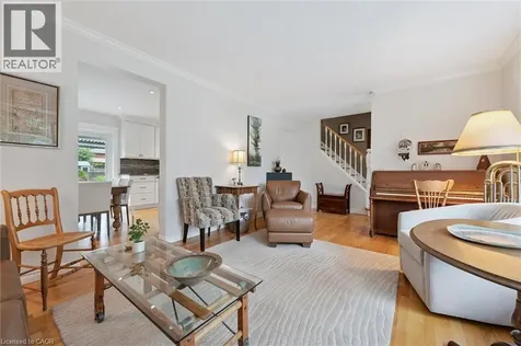 10 Radcliffe Drive Kitchener ON N2E 2H3