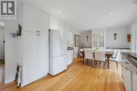 10 Radcliffe Drive Kitchener ON N2E 2H3