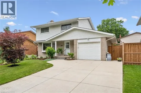 10 Radcliffe Drive Kitchener ON N2E 2H3