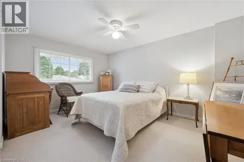 10 Radcliffe Drive Kitchener ON N2E 2H3