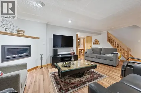 10 Radcliffe Drive Kitchener ON N2E 2H3