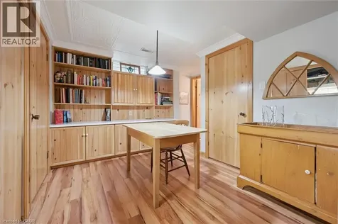 10 Radcliffe Drive Kitchener ON N2E 2H3