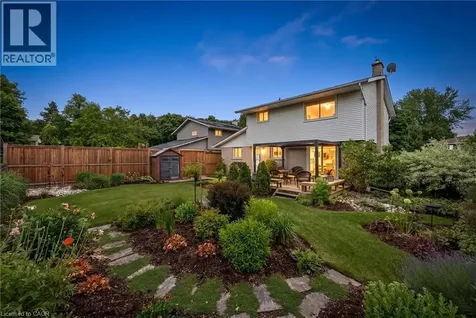 10 Radcliffe Drive Kitchener ON N2E 2H3