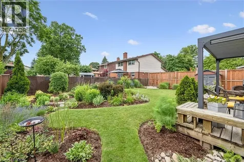 10 Radcliffe Drive Kitchener ON N2E 2H3