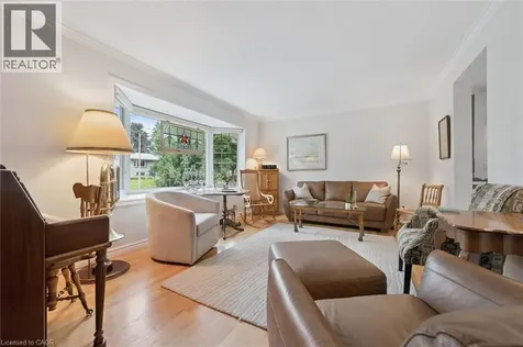 10 Radcliffe Drive Kitchener ON N2E 2H3