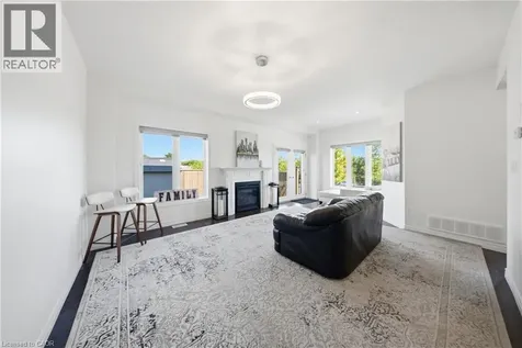 104 Sonoma Valley Crescent Hamilton ON L9B 0J3