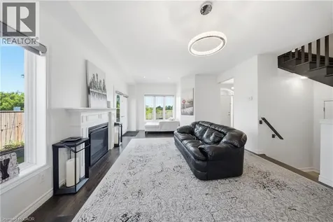 104 Sonoma Valley Crescent Hamilton ON L9B 0J3