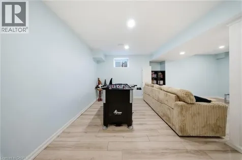 104 Sonoma Valley Crescent Hamilton ON L9B 0J3