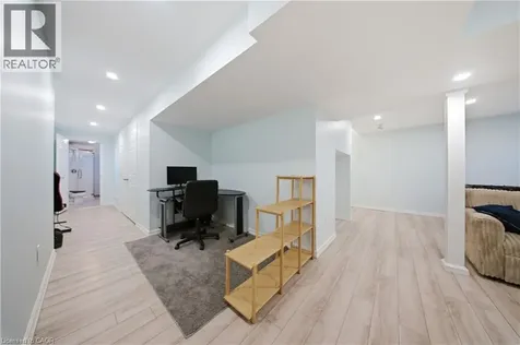 104 Sonoma Valley Crescent Hamilton ON L9B 0J3