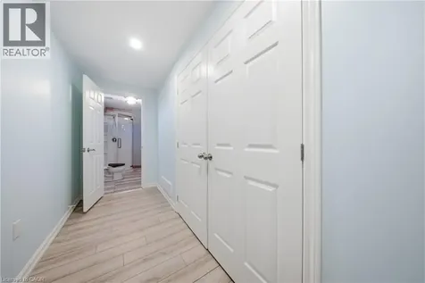 104 Sonoma Valley Crescent Hamilton ON L9B 0J3