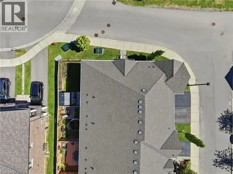 104 Sonoma Valley Crescent Hamilton ON L9B 0J3