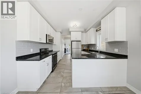 104 Sonoma Valley Crescent Hamilton ON L9B 0J3