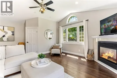 4512 Cedarbrook Lane Beamsville ON L3J 0B2