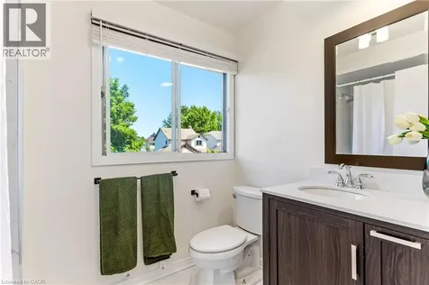 4512 Cedarbrook Lane Beamsville ON L3J 0B2