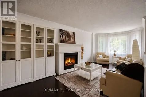 2 Birchmount Circle Wasaga Beach ON L9Z 1H8
