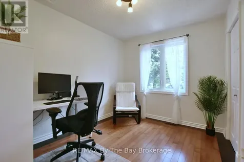 2 Birchmount Circle Wasaga Beach ON L9Z 1H8