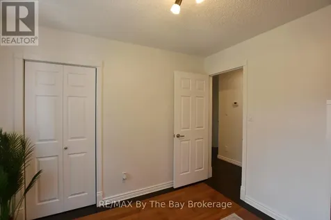 2 Birchmount Circle Wasaga Beach ON L9Z 1H8
