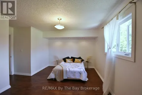 2 Birchmount Circle Wasaga Beach ON L9Z 1H8