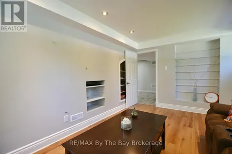 2 Birchmount Circle Wasaga Beach ON L9Z 1H8