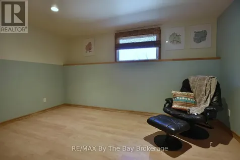2 Birchmount Circle Wasaga Beach ON L9Z 1H8