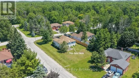 2 Birchmount Circle Wasaga Beach ON L9Z 1H8